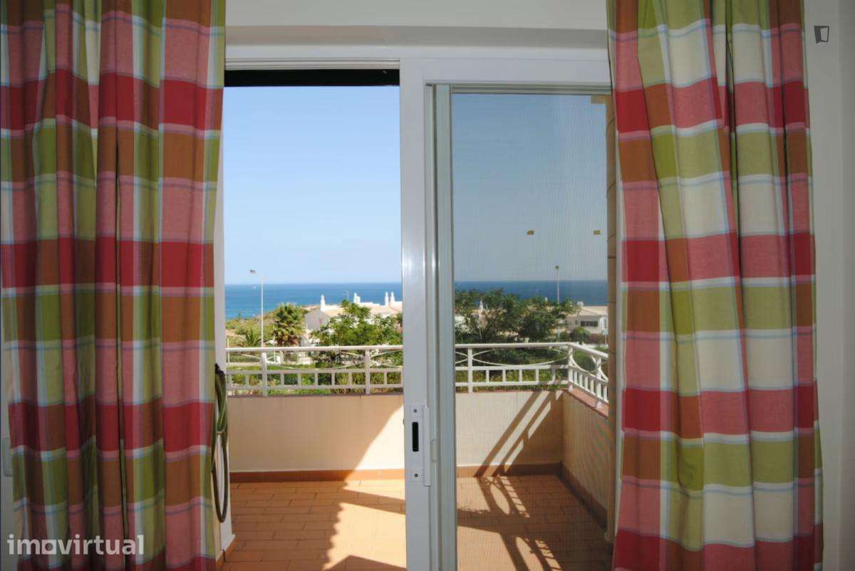 Casa com 3 quartos - localizado em Lagos - Grande imagem: 5/14