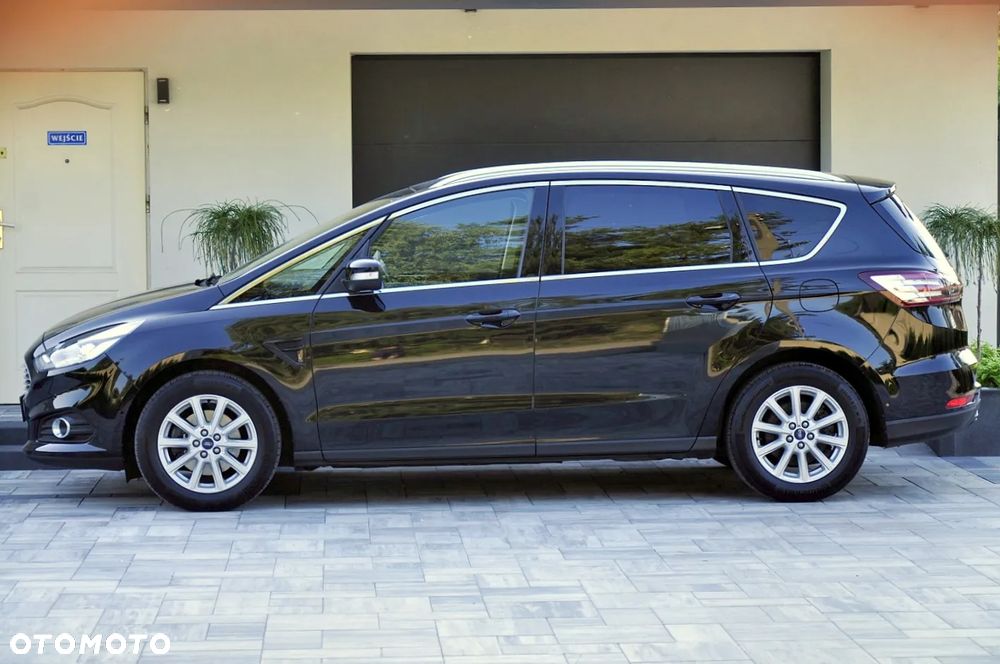Ford S-Max - 39