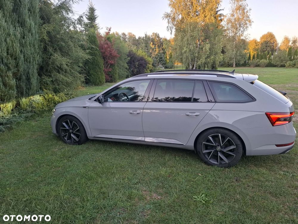 Skoda Superb 2.0 TDI SCR 4x4 Sportline DSG - 11