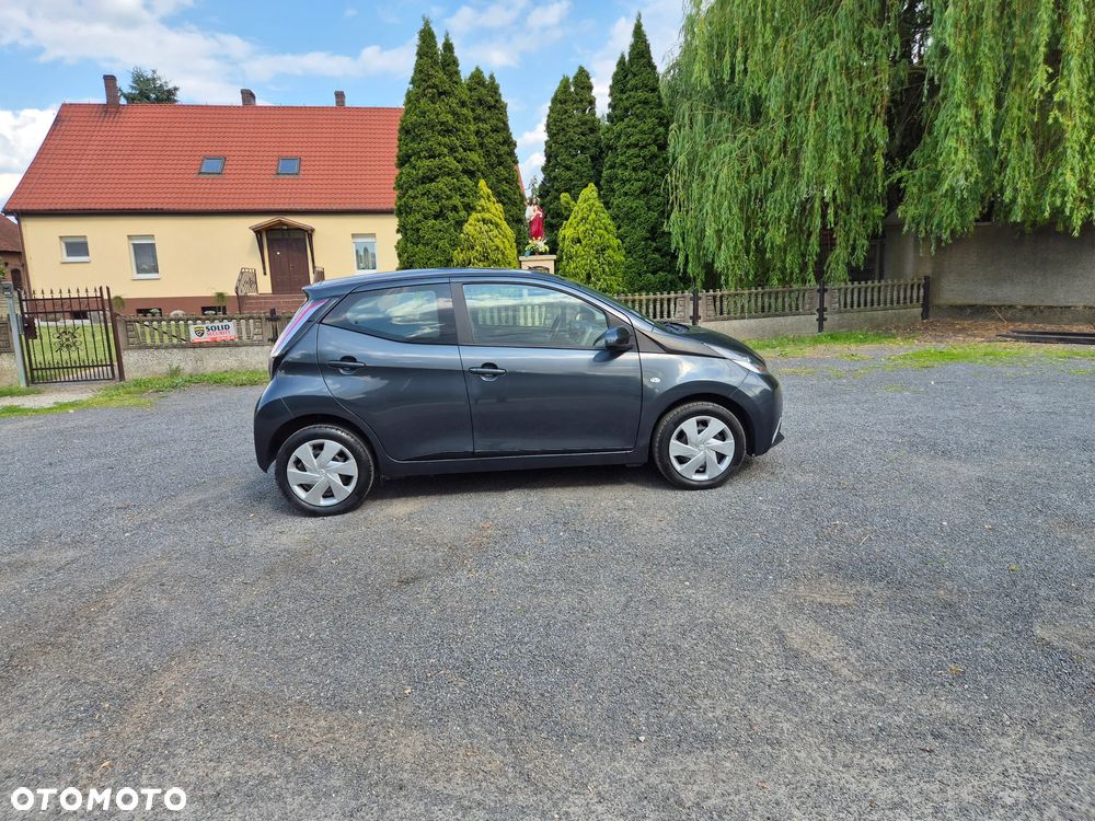 Toyota Aygo x-cite - 19