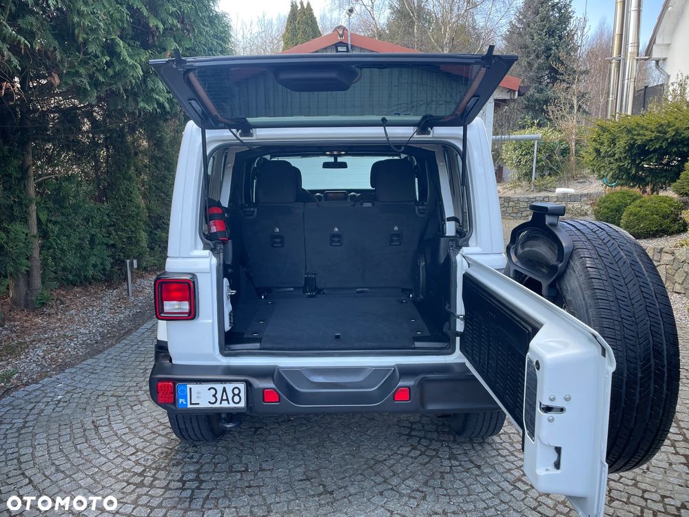 Jeep Wrangler 2.0 T-GDI Hardtop AWD Automatik Sahara - 23