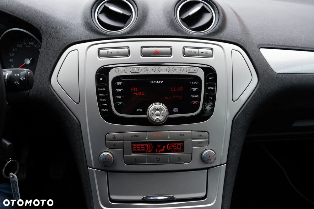 Ford Mondeo 1.8 TDCi Gold X - 14