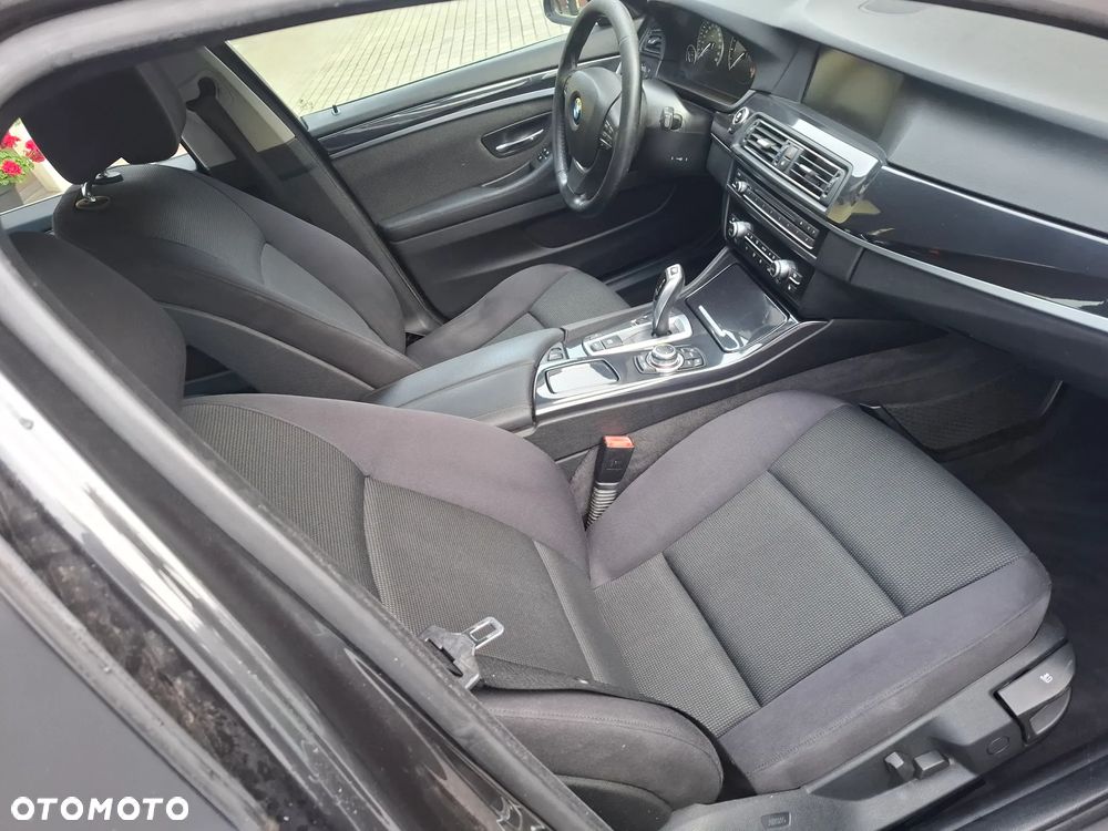 BMW Seria 5 520d - 13