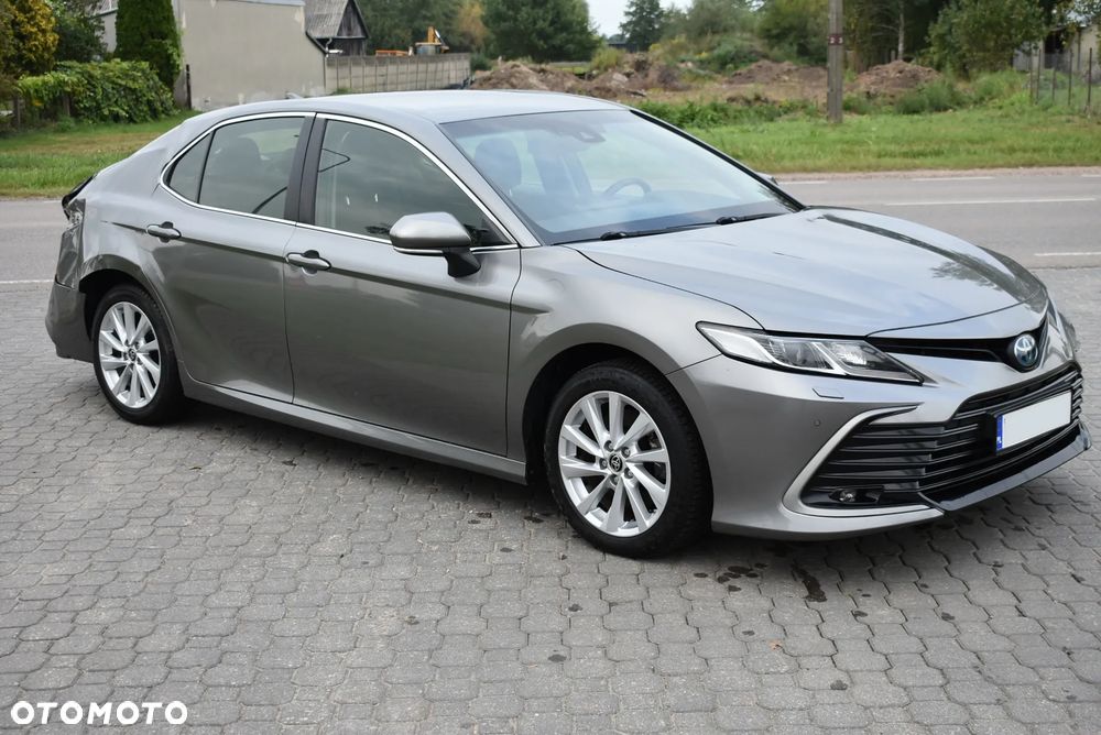 Toyota Camry 2.5 Hybrid Comfort CVT - 12