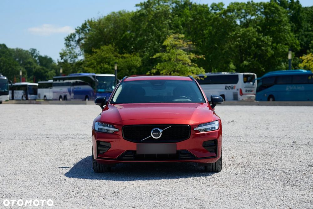 Volvo V60 B4 B Plus Dark - 2
