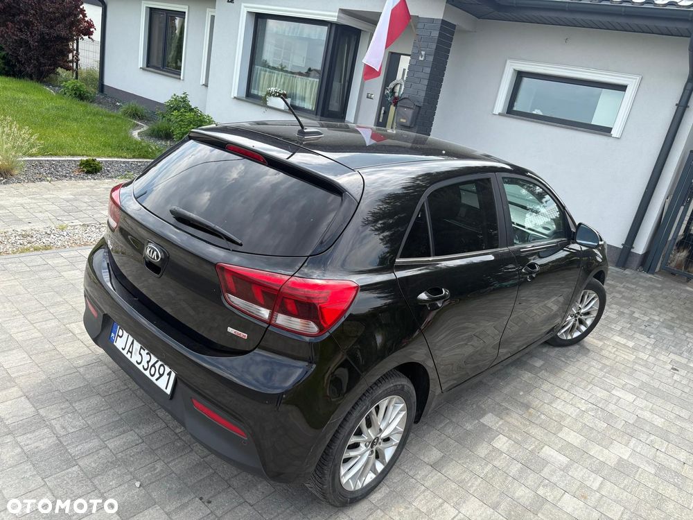 Kia Rio - 2
