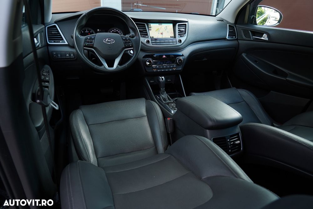 Hyundai Tucson 2.0 CRDI 4WD Automatik Premium - 16