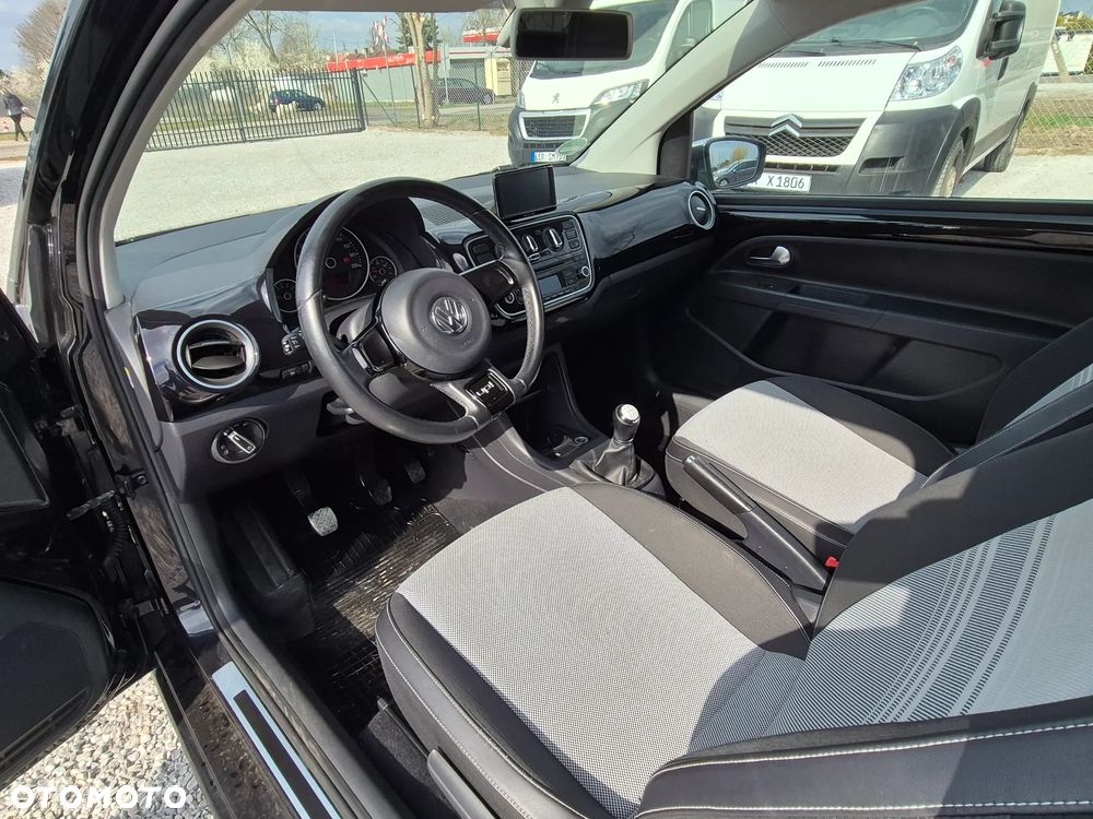 Volkswagen up! 1.0 street - 26