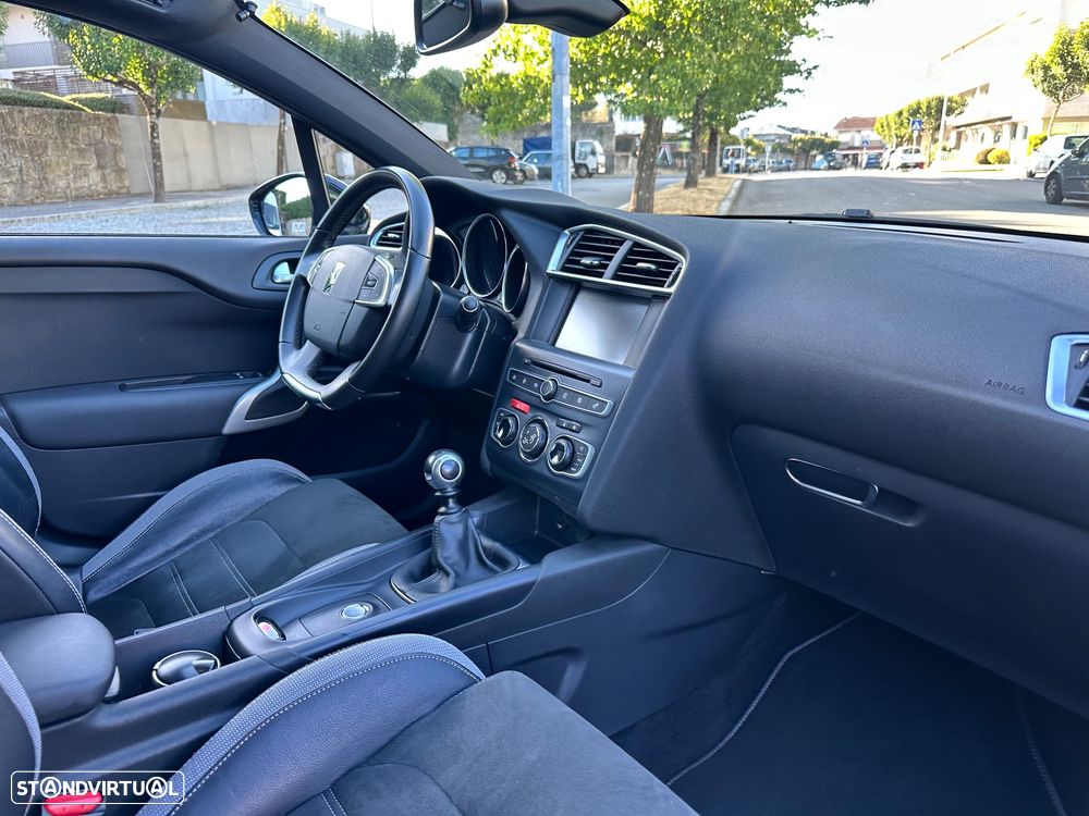 DS DS4 Crossback 1.6 BlueHDi So Chic J18 - 41