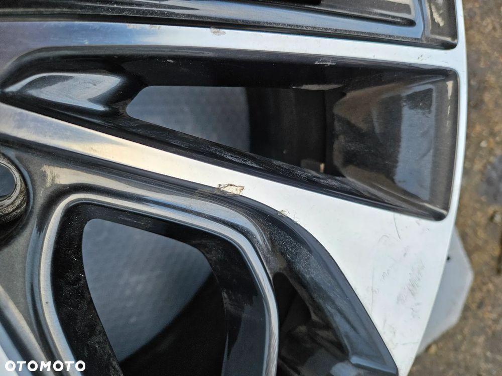 Tucson Santa Fe felga aluminiowa 18-  52910-D7470 - 5