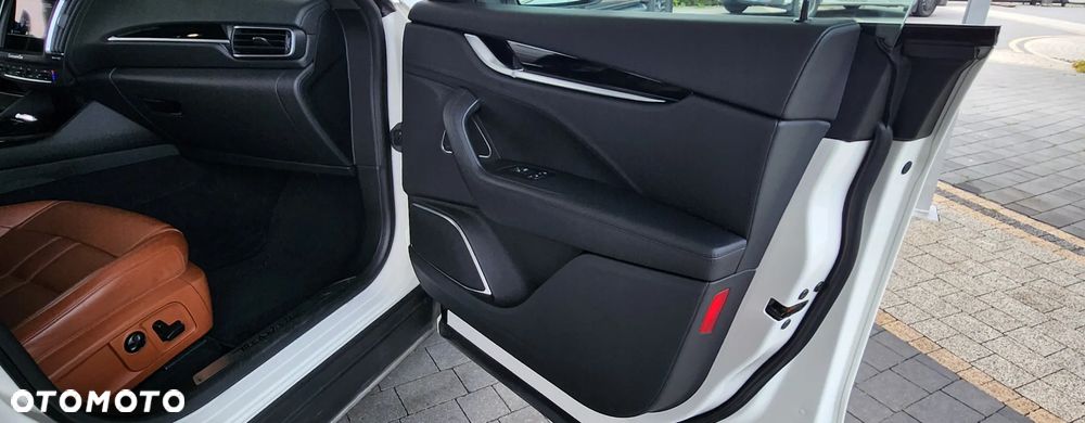 Maserati Levante Diesel Granlusso - 36