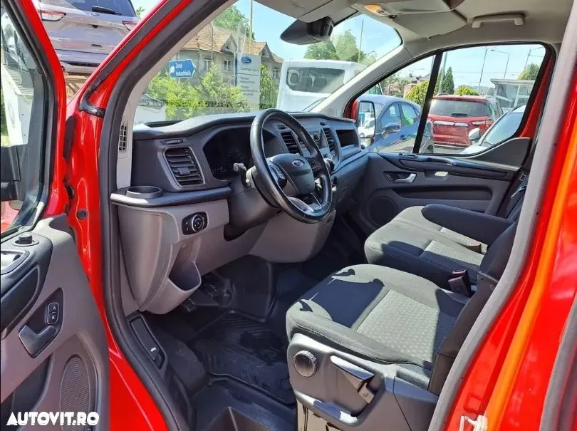 Ford Transit Custom - 13
