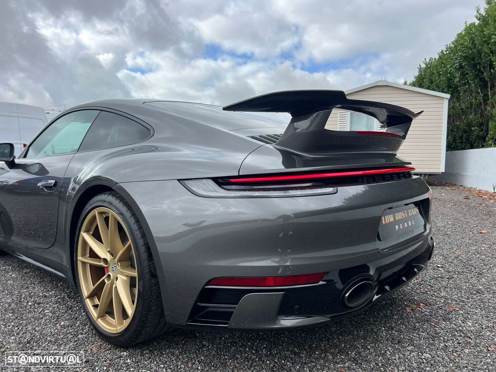 Porsche 911 Série F - 22