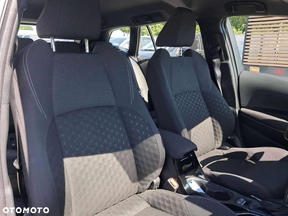 Toyota Corolla 1.8 Hybrid Comfort - 22