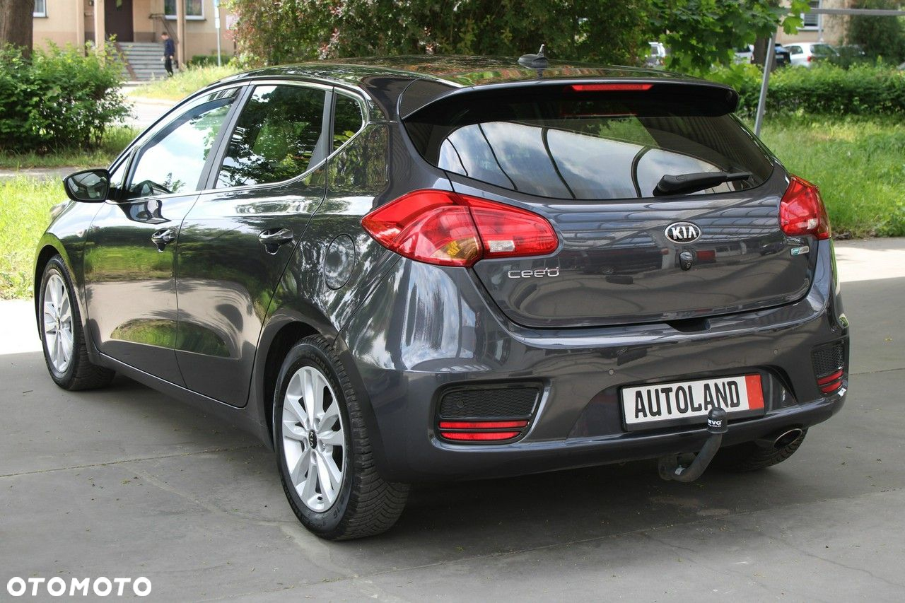 Kia Ceed Cee'd 1.6 GDI XL - 37