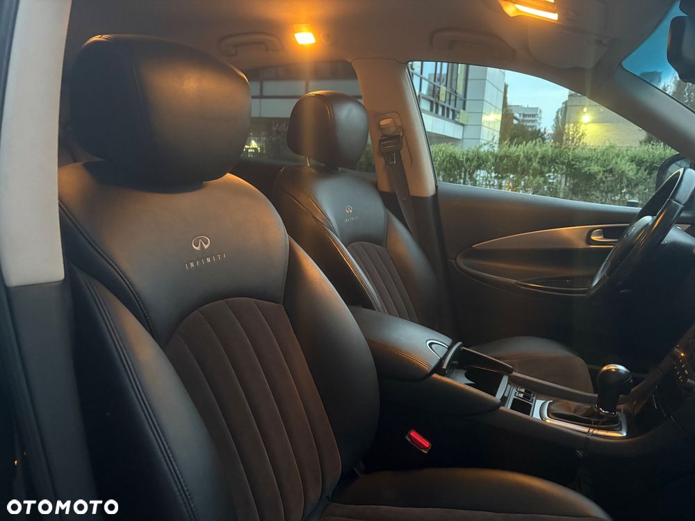 Infiniti EX EX30d - 8