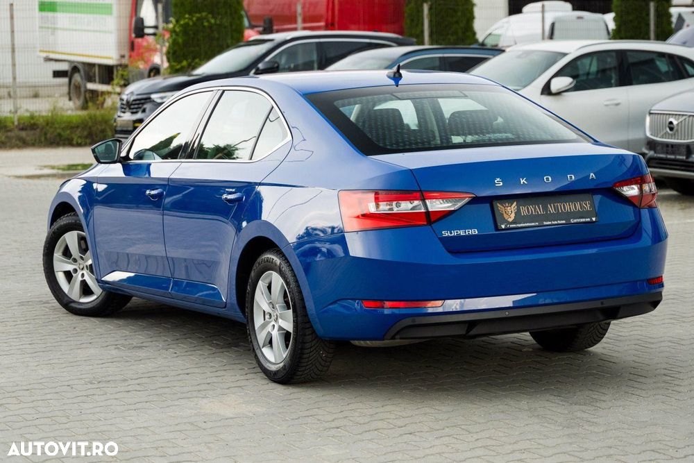 SKODA Superb 2022 — imagine 3