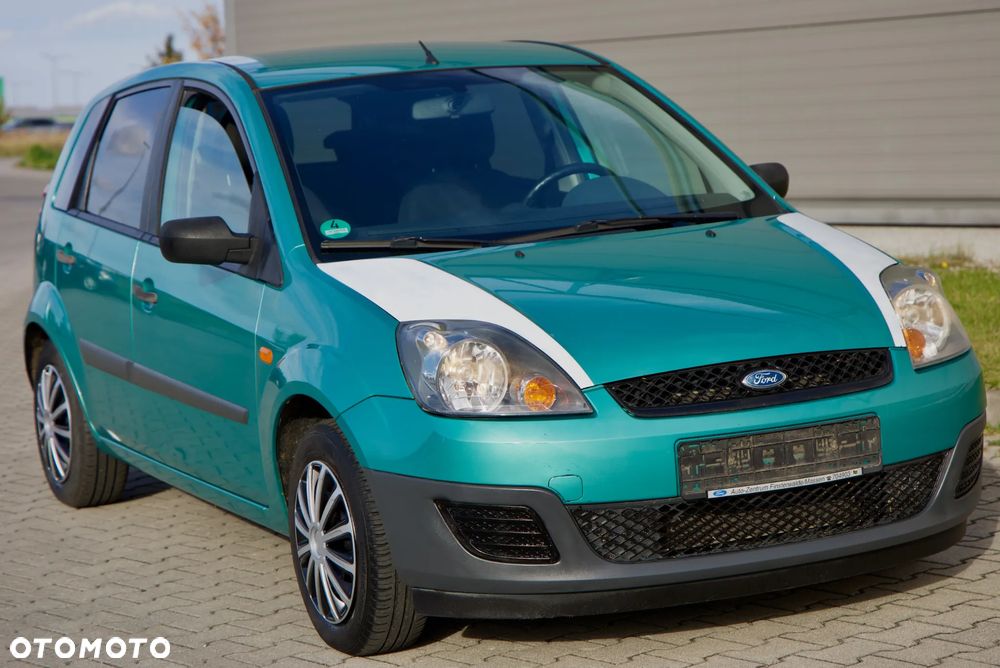 Ford Fiesta 1.4 Style - 25