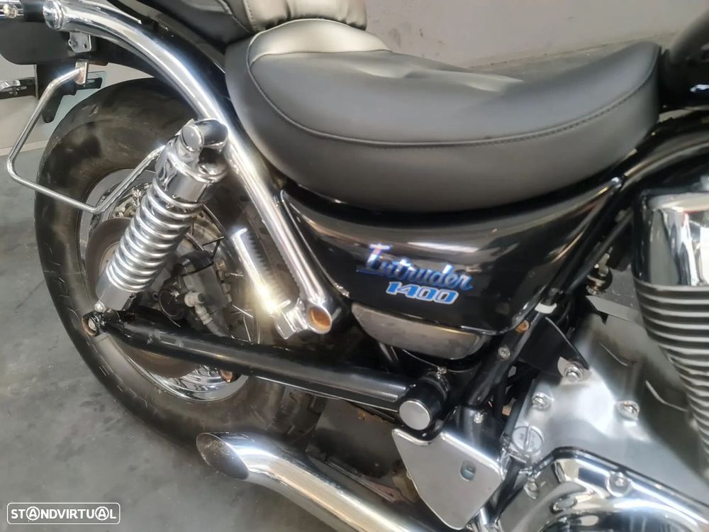 Suzuki Intruder - 9