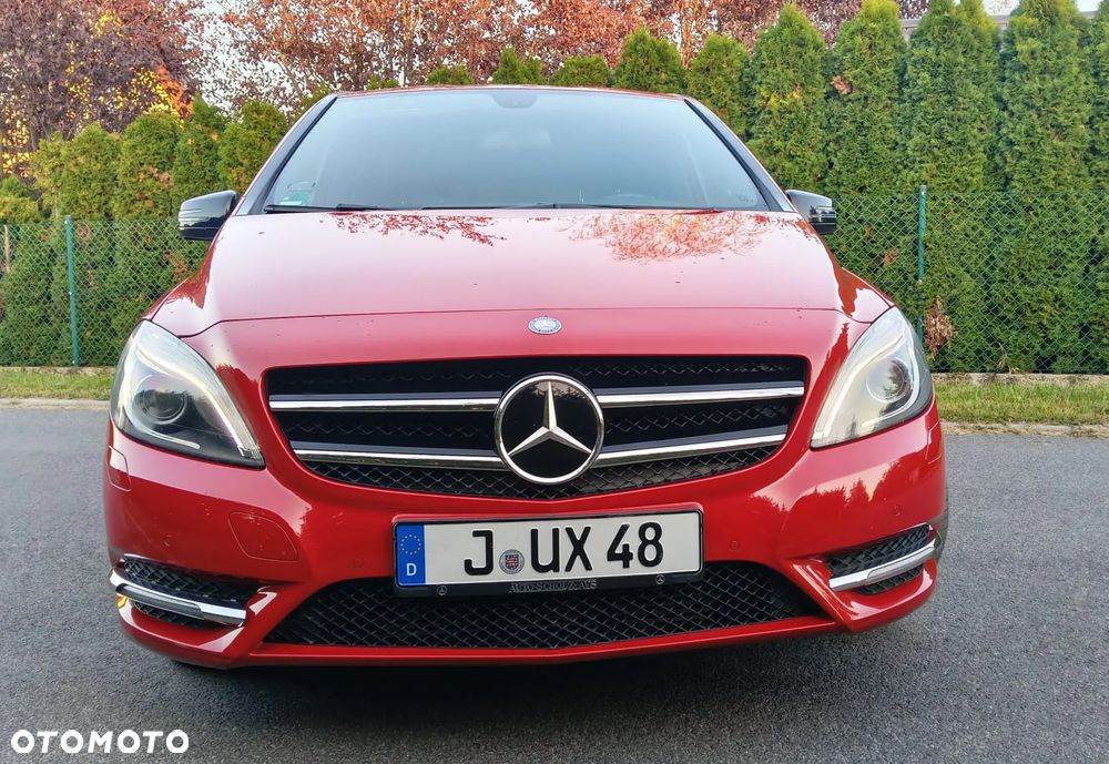 Mercedes-Benz Klasa B 180 BlueEFFICIENCY Edition 1 - 3