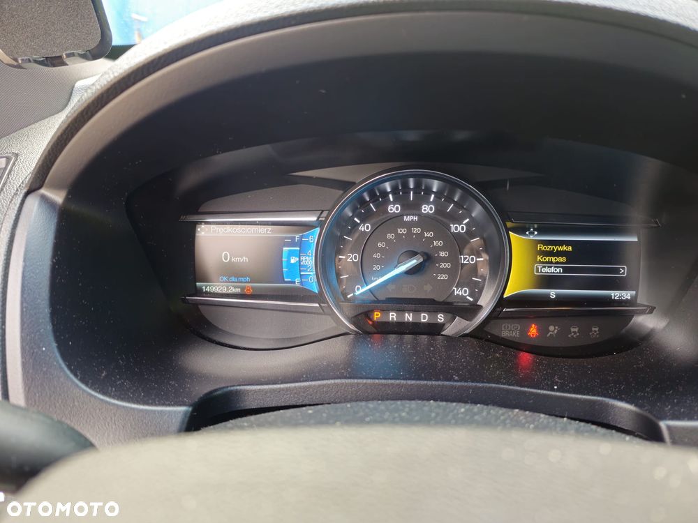 Ford Explorer - 25