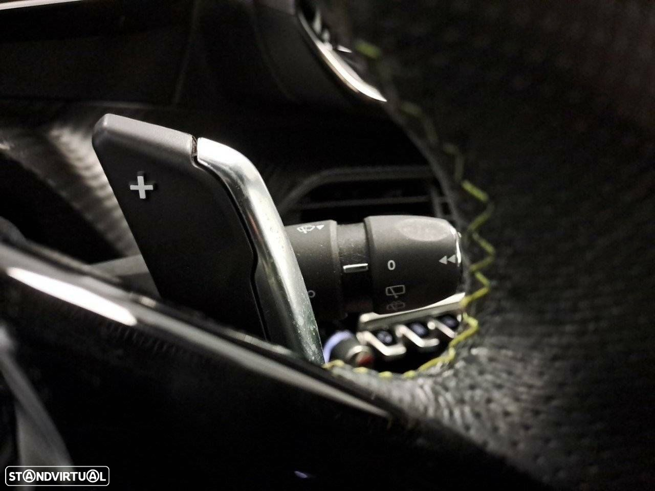 Peugeot 2008 1.5 BlueHDi GT EAT8 - 15