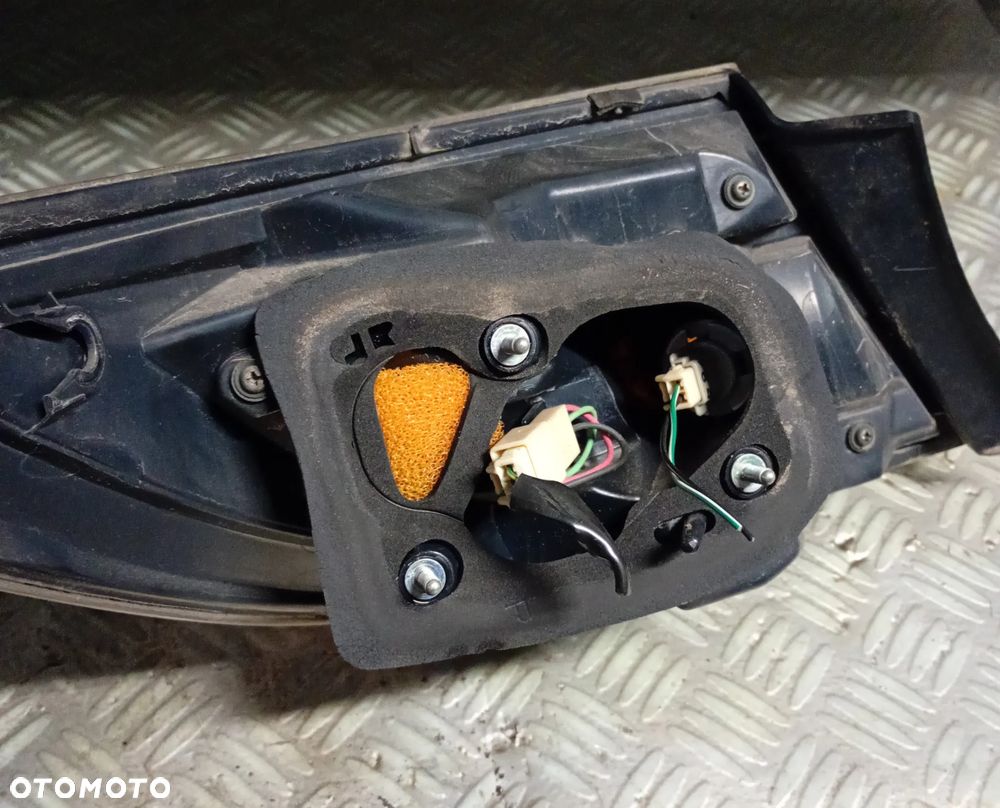 LAMPY PRAWY LEWY TYŁ MAZDA 6 - 5