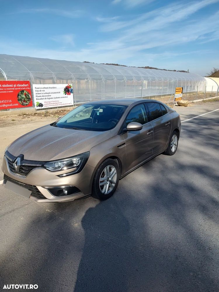 Renault Megane Estate TCe GPF Zen - 15