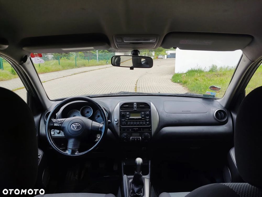 Toyota RAV4 2.0 VVT-i 4x4 - 8