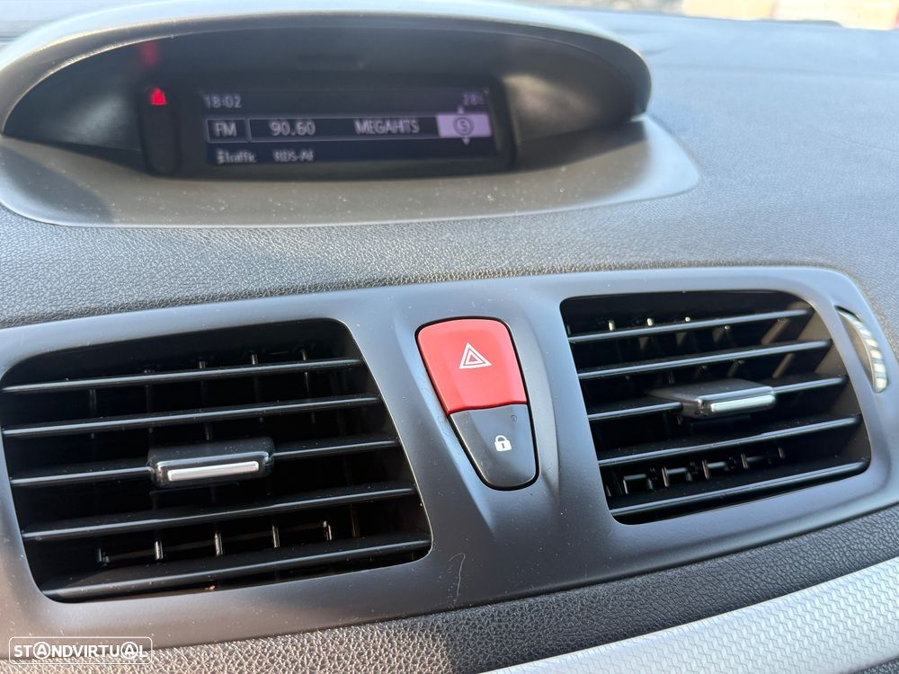 Renault Mégane Sport Tourer 1.5 dCi Emotion - 16