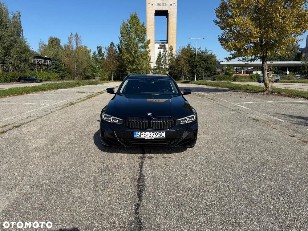 BMW Seria 3 320d Touring xDrive - 1