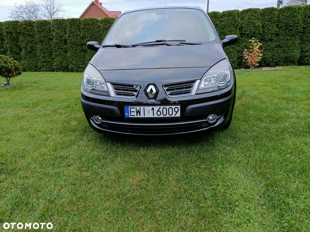 Renault Scenic - 1