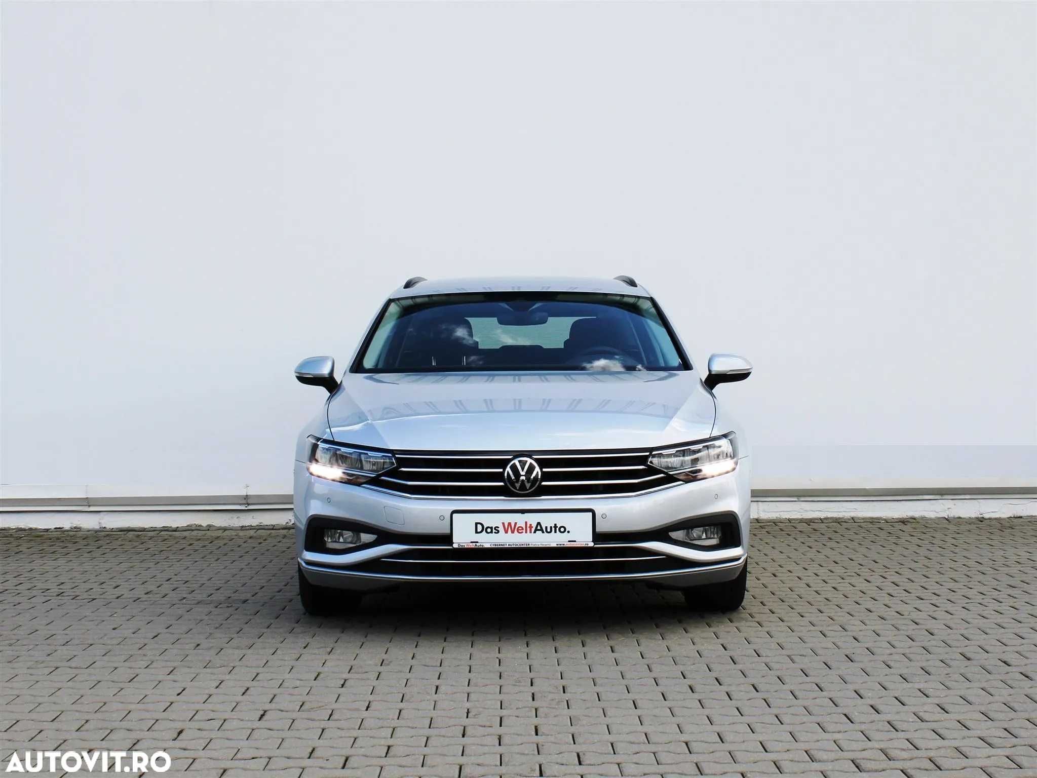 Volkswagen Passat 2.0 TDI SCR DSG Business - 8