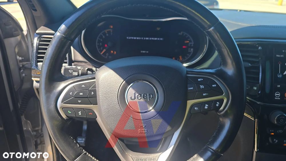 Jeep Grand Cherokee 5.7 V8 HEMI Overland - 8