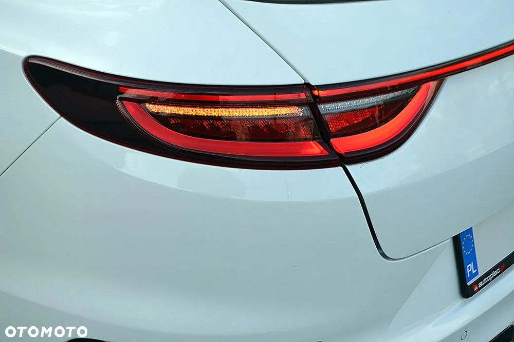 Kia ProCeed 1.5 T-GDI DCT7 OPF GT LINE - 14