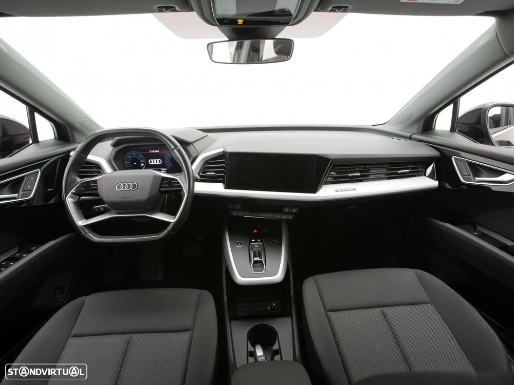 Audi Q4 e-tron - 6