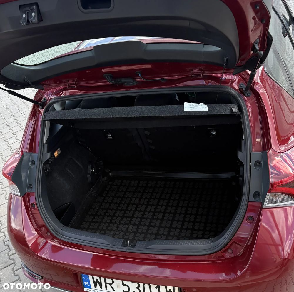 Toyota Auris 1.6 Premium - 10