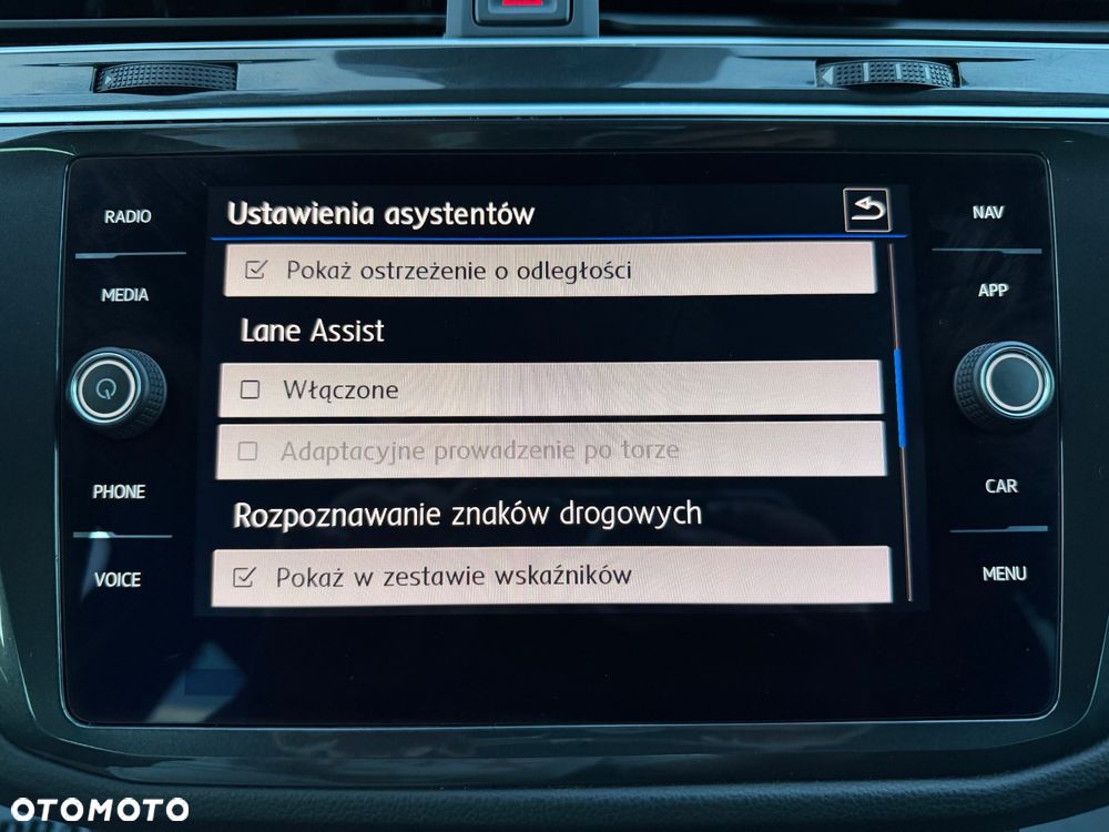Volkswagen Tiguan 2.0 TDI SCR 4MOTION (BlueMotion Techn.) DSG Highline - 37