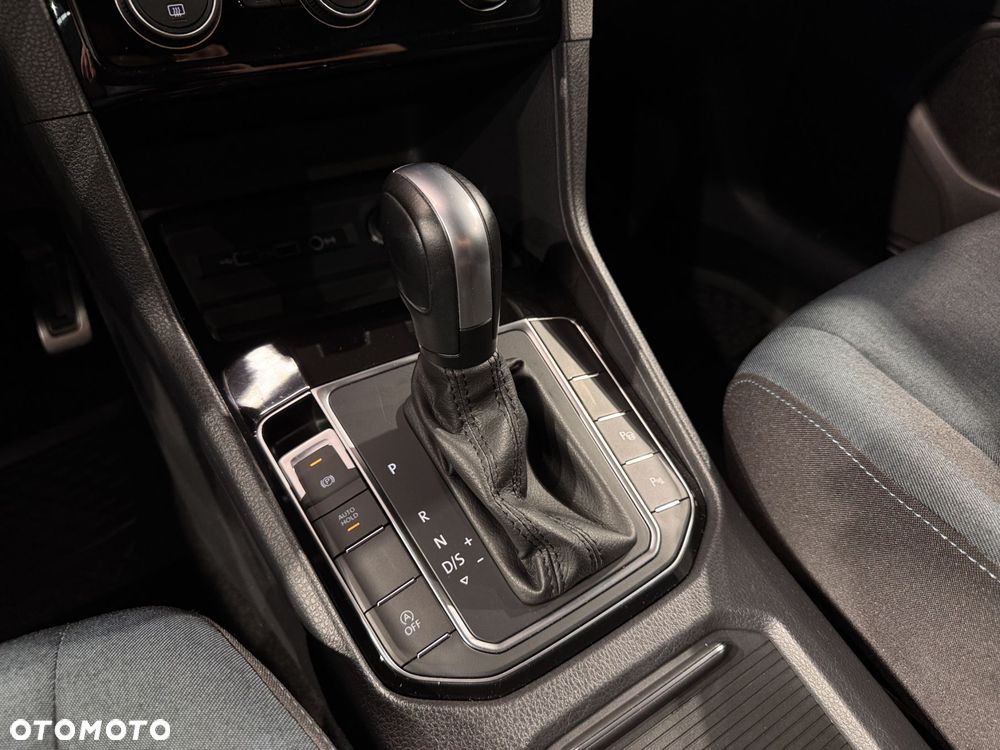 Volkswagen Golf Sportsvan - 25