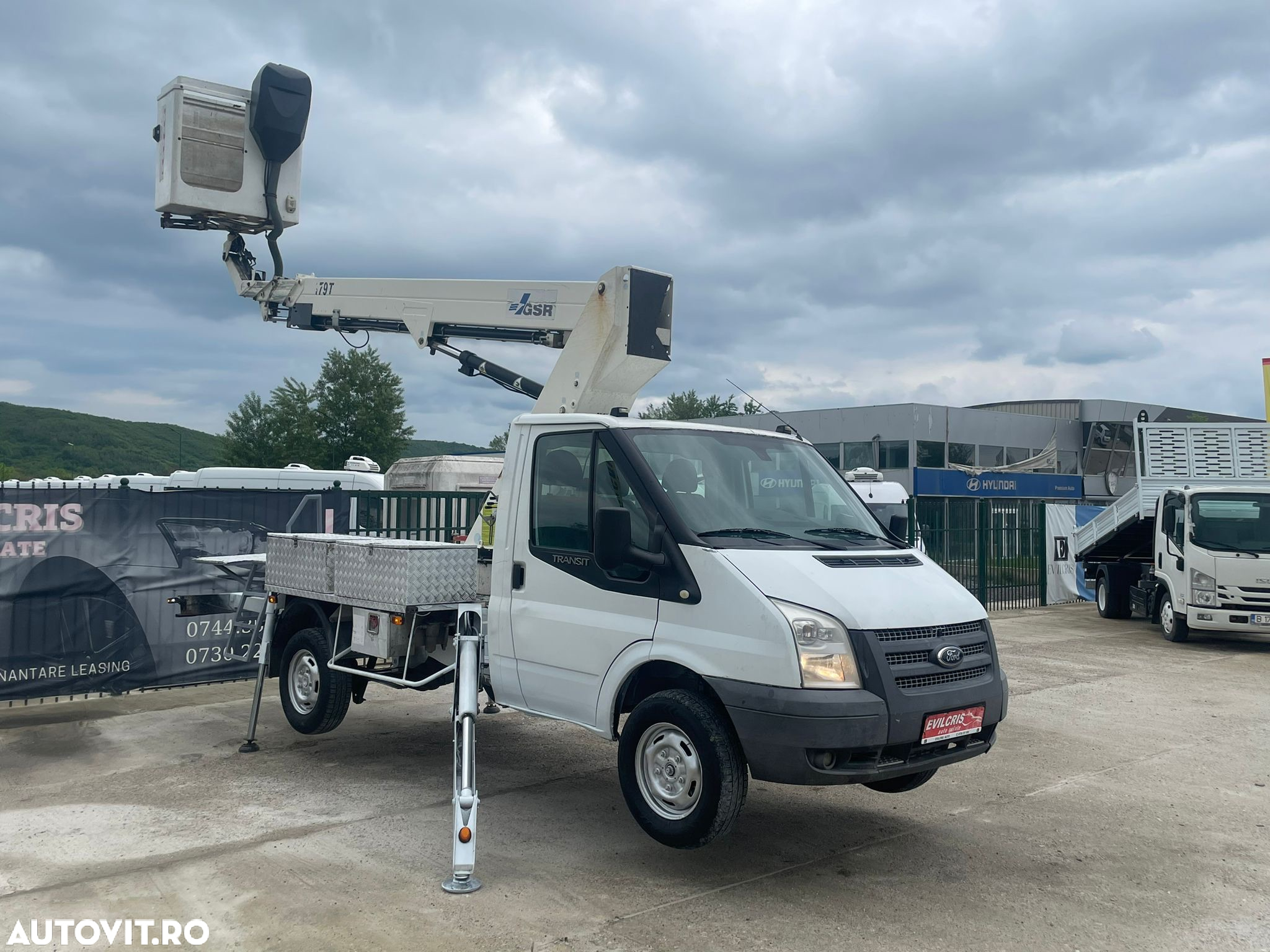 Ford Transit NACELA 4x4 18 M - 4