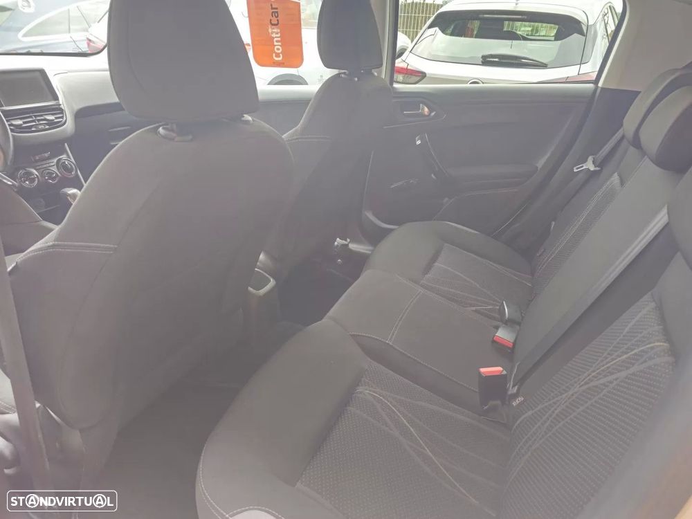 Peugeot 208 1.4 HDi Active - 10
