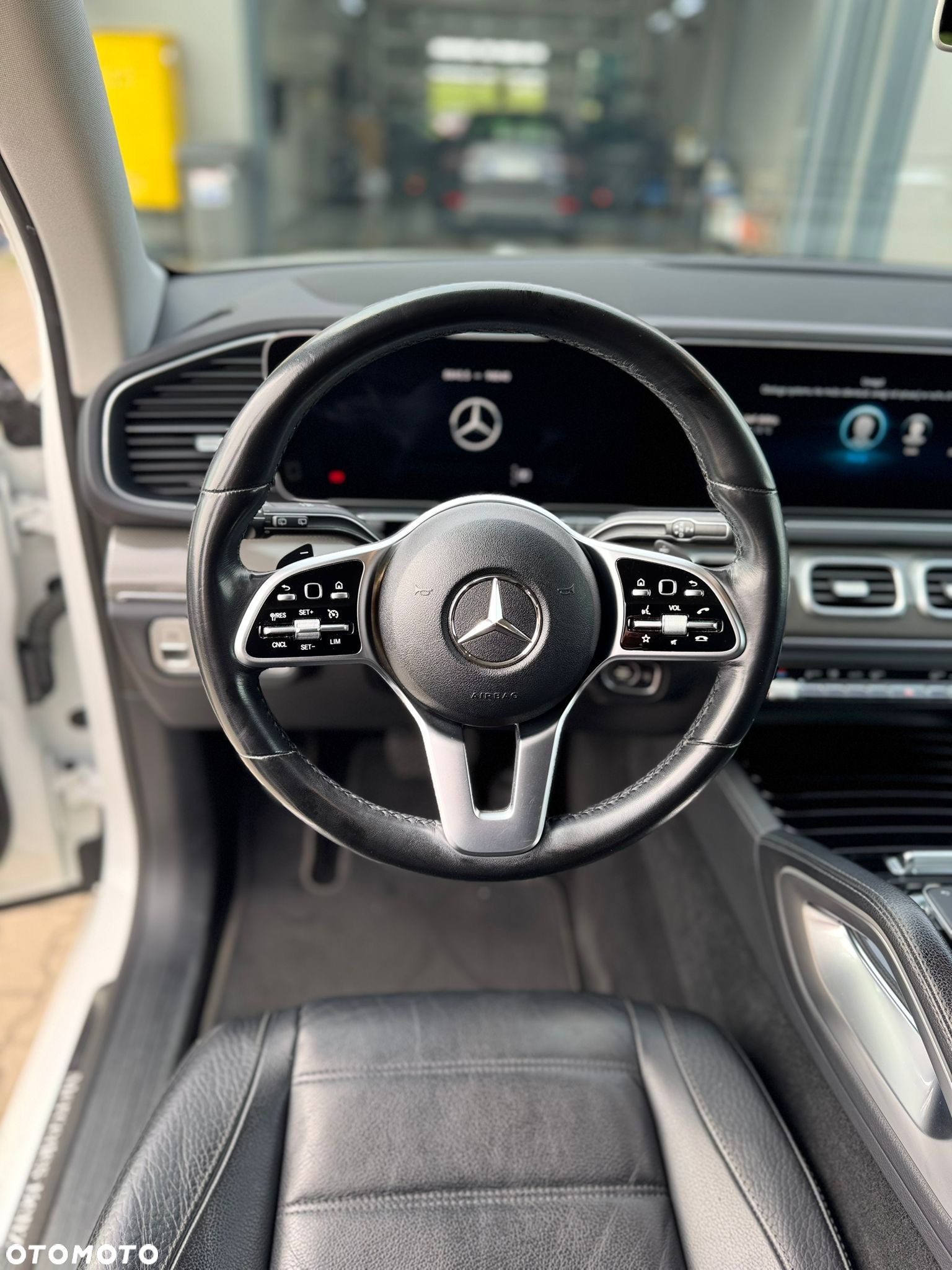 Mercedes-Benz GLE 300 d 4-Matic - 16
