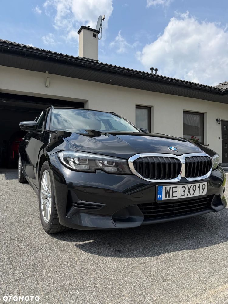 BMW Seria 3 318i Sport Line - 1