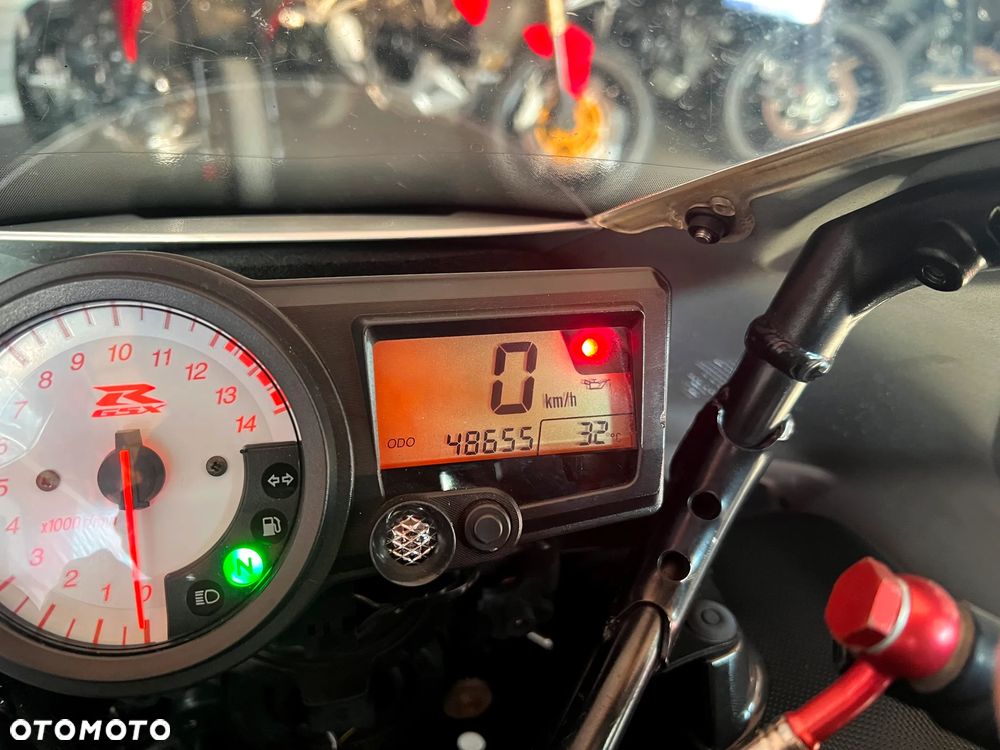 Suzuki GSX-R - 22
