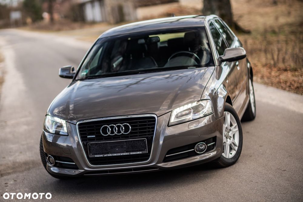 Audi A3 Sportback 2.0 TFSI (DSG) S tronic S line Sportpaket plus - 6