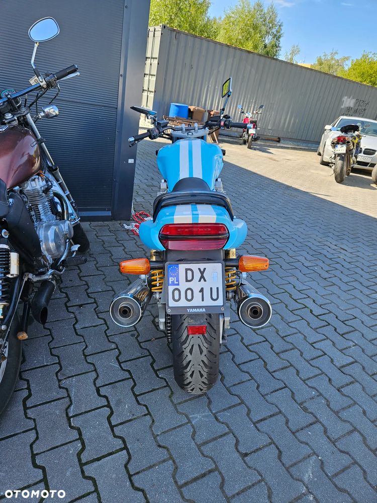 Yamaha XJR - 1
