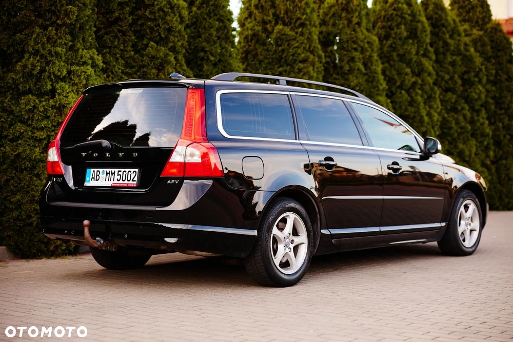 Volvo V70 2.5T Momentum - 7