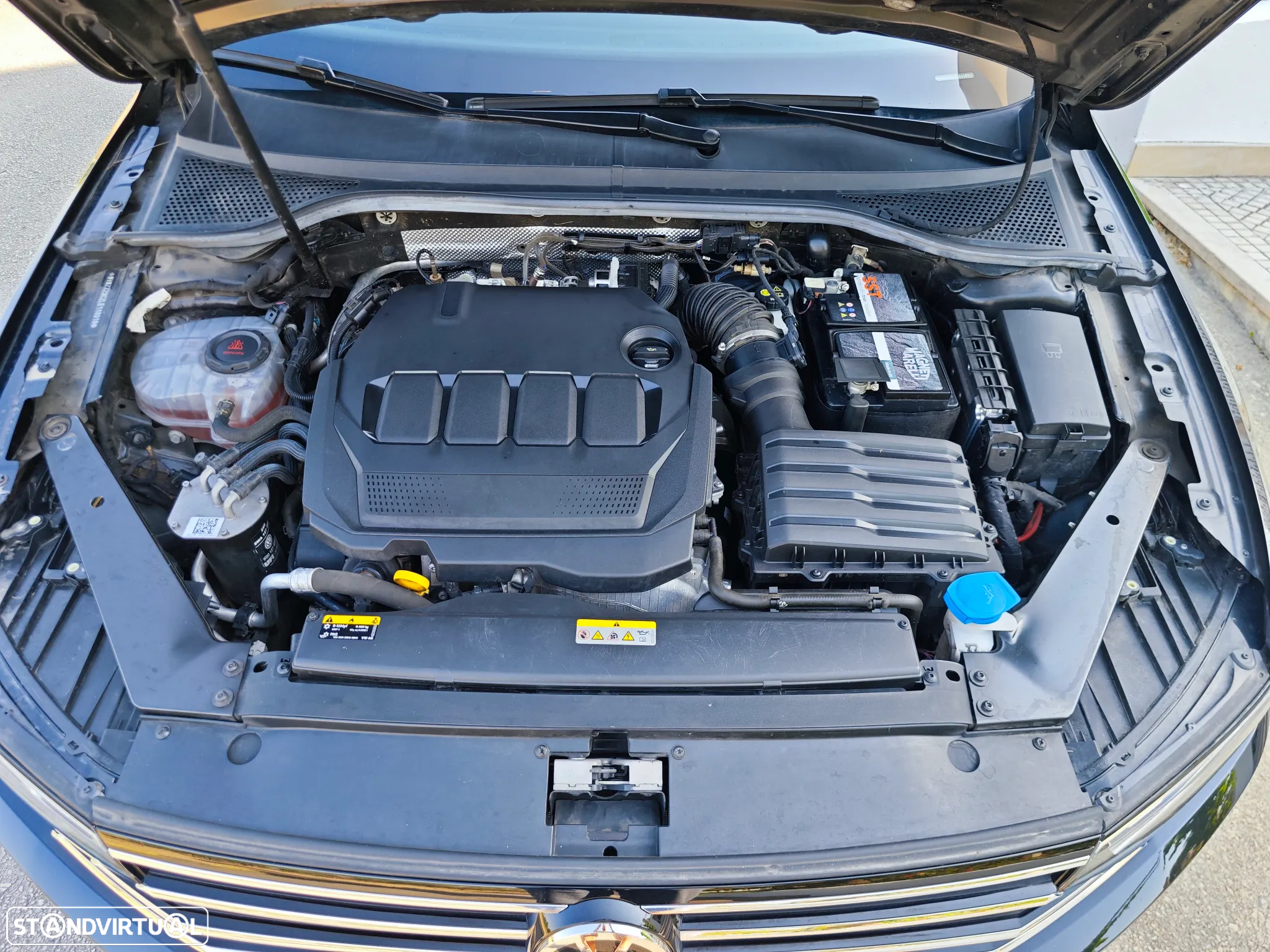 VW Passat Variant 2.0 TDi Business DSG - 34