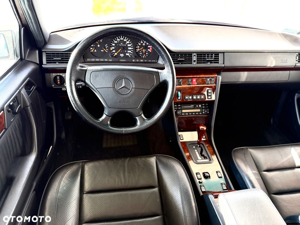 Mercedes-Benz W124 (1984-1993) - 10
