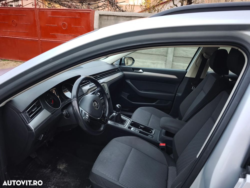 Volkswagen Passat 2.0 TDI (BlueMotion Technology) Highline - 10